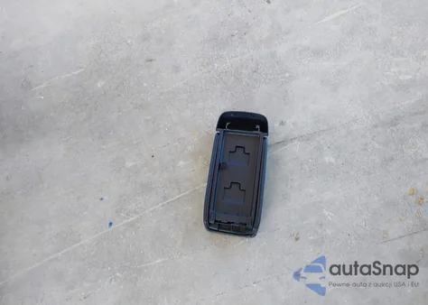 2004 Honda Accord 3.0 Ex z USA, uszkodzony, nr VIN 1HGCM66564A084706